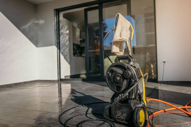 Best Sign and Awning Cleaning  in Tamiami, FL